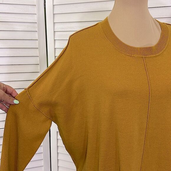 Ady P Mustard Oversized Sweater Size Medium Crew Neck - Picture 5 of 11